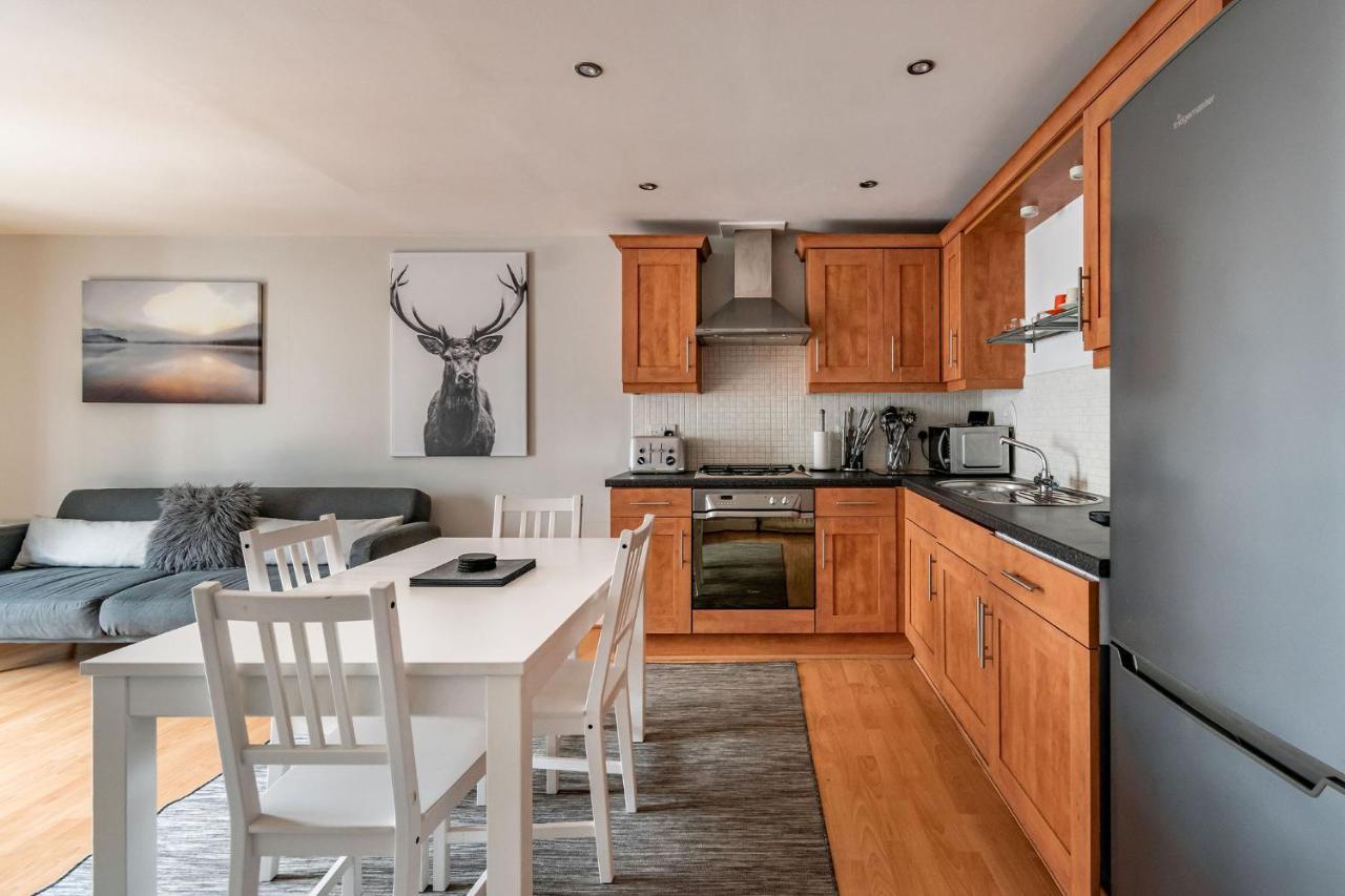 Amazing - Cables Wynd Near The Shore - Free Parking Appartement *