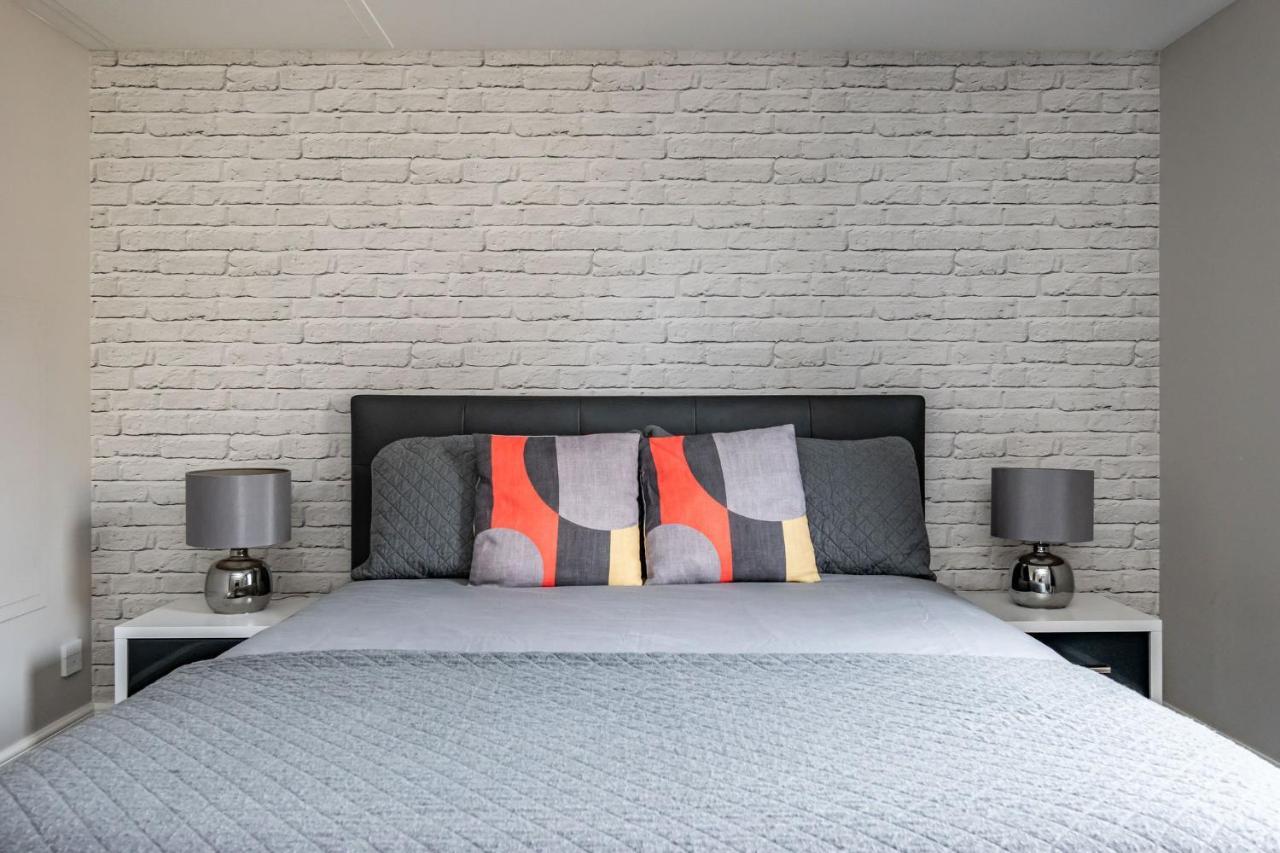 Appartement Amazing - Cables Wynd Near The Shore - Free Parking *